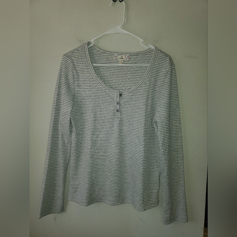 Pink Republic Gray Striped Long Sleeve Tee